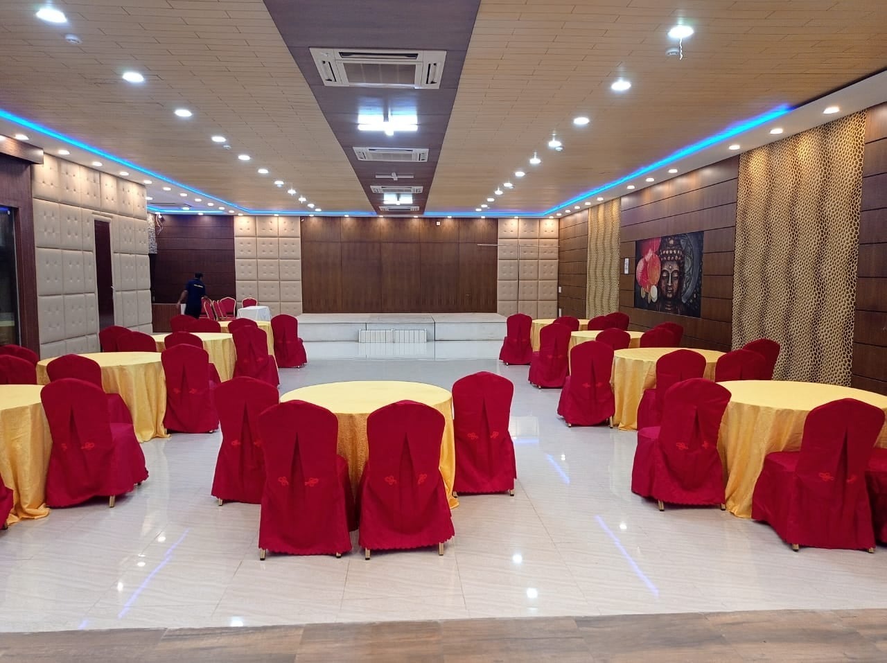 Hotel Ambalika